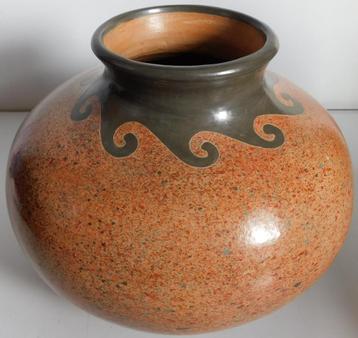 Nicaraguaanse aardewerk vaas