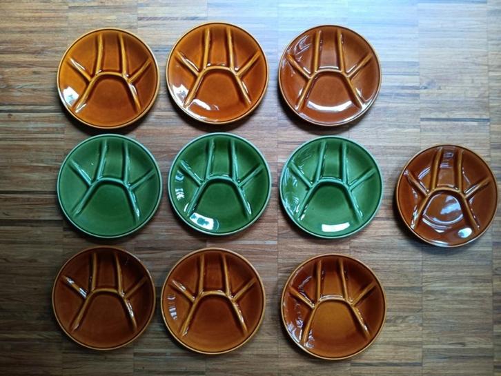 Set van 10 fondueborden Boch La Louviere, Antiek en Kunst, Antiek | Servies los, Ophalen of Verzenden