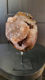 Speciale amethist met agaat op standaard, Verzamelen, Mineralen en Fossielen, Ophalen of Verzenden