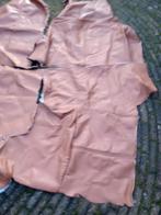 Leer stukken/lappen camel kleur +/- 2 vierkante meter, Hobby en Vrije tijd, Stoffen en Lappen, Bruin, Leer of Kunstleer, Ophalen of Verzenden