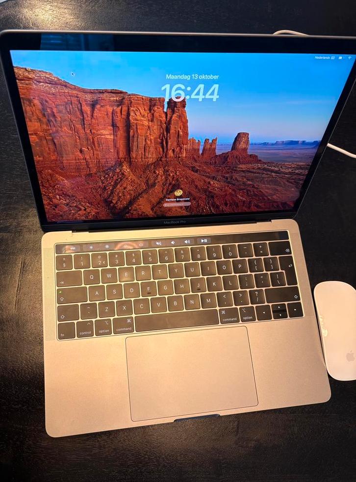 MacBook Pro 2019 - 13 inch, Computers en Software, Apple Macbooks, Gebruikt, MacBook Pro, 13 inch, 2 tot 3 Ghz, 256 GB, 8 GB, Qwerty