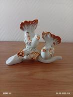 Capodiemonte twee duifjes op een tak, Verzamelen, Swarovski, Ophalen of Verzenden, Figuurtje