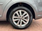 Volkswagen Touran 1.4 TSI 140PK Highline Panorama Xenon Came, Voorwielaandrijving, Euro 5, 15 km/l, 4 cilinders