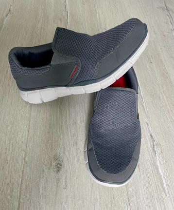 Sketchers Schoenen Maat 44 beschikbaar voor biedingen
