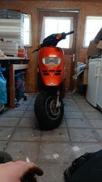 Piaggio typhoon 125cc, Fietsen en Brommers, Ophalen, Zo goed als nieuw, Overige modellen