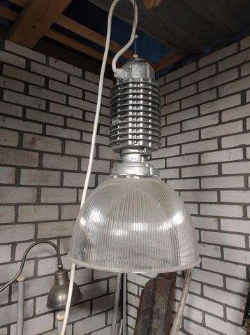 Vintage Zumtobel hanglamp. beschikbaar voor biedingen