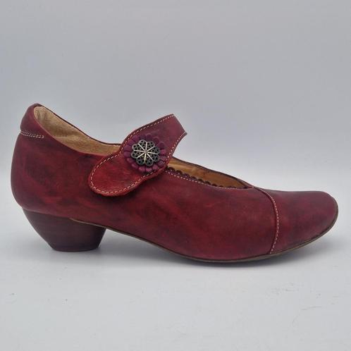 Think! Pumps. Maat 38,5, Rood gemêleerd/ leer, Kleding | Dames, Schoenen, Zo goed als nieuw, Pumps, Rood, Ophalen of Verzenden