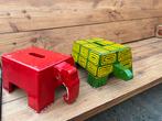 Nepal krukje Olifant en Schildpad - groen rood - 40 jaar oud, Ophalen of Verzenden, Zo goed als nieuw, Hout