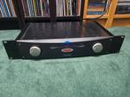Prachtige zware Alesis RA150 eindversterker, Gebruikt, 60 tot 120 watt, Stereo, Ophalen