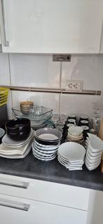 Serviesgoed - Borden, Kommen, Glazen en Kopjes, Huis en Inrichting, Keuken | Servies, Ophalen, Overige materialen, Gebruikt, Bord(en)