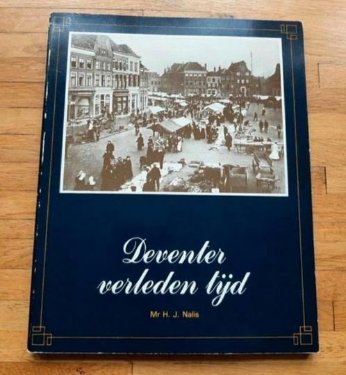 Deventer verleden tijd.
Deventer geschiedenis in woord beeld, Boeken, Geschiedenis | Stad en Regio, Zo goed als nieuw, 20e eeuw of later