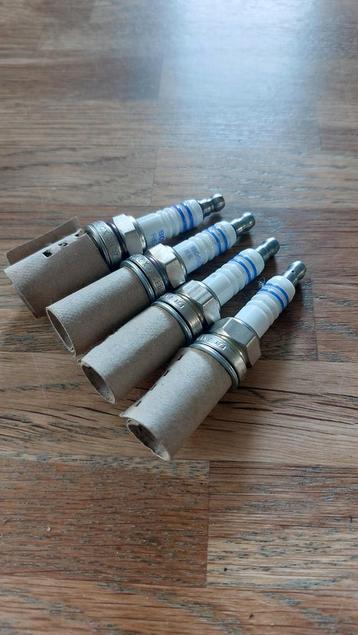 4 stuks ZGAN Bougies Honda CR-V, model 2. Bosch FR7LCX beschikbaar voor biedingen