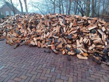Droog, Kachelhout, Openhaardhout, Haardhout, Brandhout. beschikbaar voor biedingen