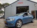 Volkswagen Golf 1.0 TSI Trendline CAMERA NAVI, Voorwielaandrijving, Stof, Gebruikt, Blauw