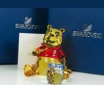 Swarovski Winnie de Pooh met honingpot nieuw, Verzamelen, Swarovski, Ophalen of Verzenden, Nieuw, Figuurtje