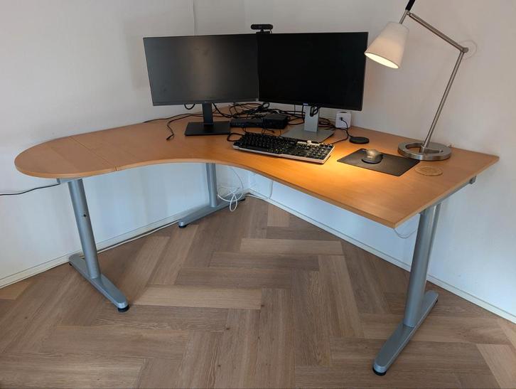 IKEA Hoekbureau - Ideaal voor thuiswerk!, Huis en Inrichting, Bureaus, Gebruikt, Bureau, Ophalen