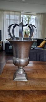 Aluminium decoratieve hoge vazen met kroon., Gebruikt, Overige kleuren, Ophalen of Verzenden, Glas