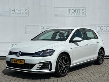 Volkswagen Golf 1.4 TSI PHEV GTE 7.5 STOELVERW | WINTERSET O beschikbaar voor biedingen