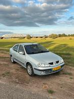 Renault Mégane Classic met een jaar APK!, Voorwielaandrijving, 1250 kg, 4 cilinders, Handgeschakeld