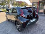 Toyota Aygo X 1.0 VVT-i S-CVT Pulse | Navi | Cruise | Camera, Auto's, 12 maanden, Stof, Gebruikt, 4 stoelen