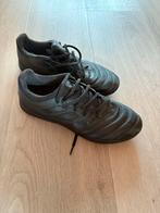 Adidas Kunstgras Voetbalschoenen, Sport en Fitness, Voetbal, Ophalen of Verzenden, Gebruikt, Schoenen