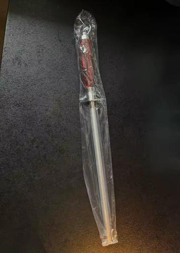 Messenslijper Met Houten Handvat beschikbaar voor biedingen