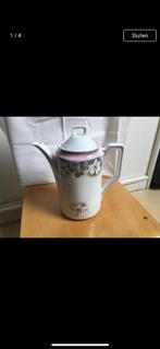 Oude koffiekan, theekan. Porselein, helemaal gaaf, retro., Ophalen of Verzenden