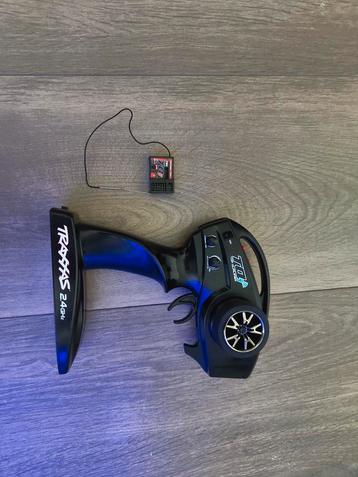 TRAXXAS TQI ZENDER EN ONTVANGER plus Bleutooth link  beschikbaar voor biedingen