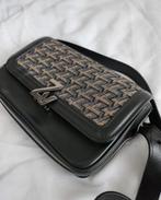 Zadig & voltaire monogram schoudertas nieuw, Sieraden, Tassen en Uiterlijk, Tassen | Schoudertassen, Overige merken, Zwart, Nieuw