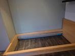 Houten bedframe met verstelbaar spiraal, Huis en Inrichting, Slaapkamer | Bedden, Ophalen, 90 cm, Eenpersoons, Beige