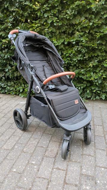 Kinderkraft Grande Plus buggy beschikbaar voor biedingen