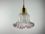 Vintage glazen lampenkapje met roze rand., Huis en Inrichting, Lampen | Hanglampen, Frans, Ophalen of Verzenden, Minder dan 50 cm