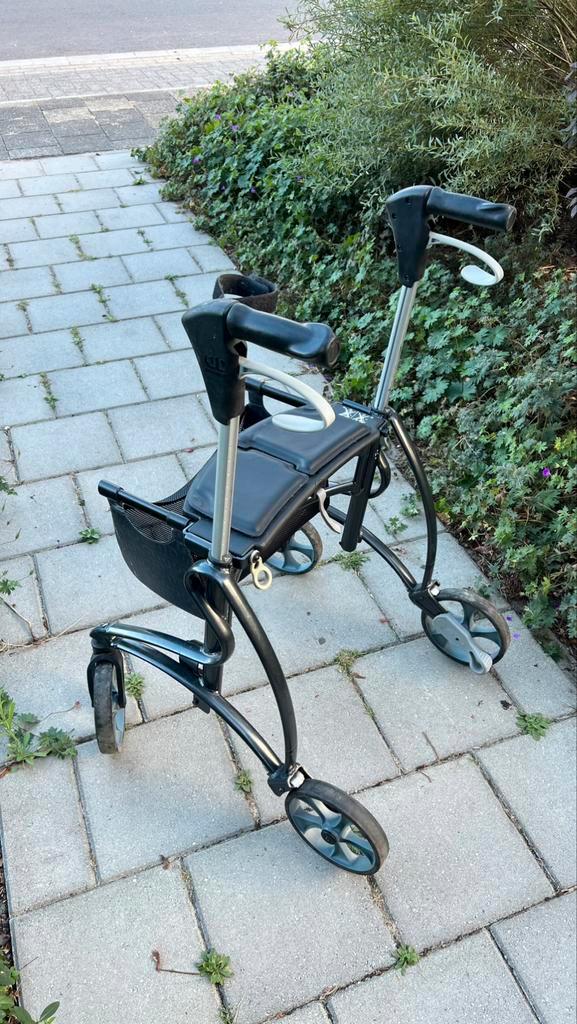 Rollator Jazz 610  dolomite TE KOOP, Diversen, Rollators, Zo goed als nieuw, Lichtgewicht, Opvouwbaar, Ophalen of Verzenden