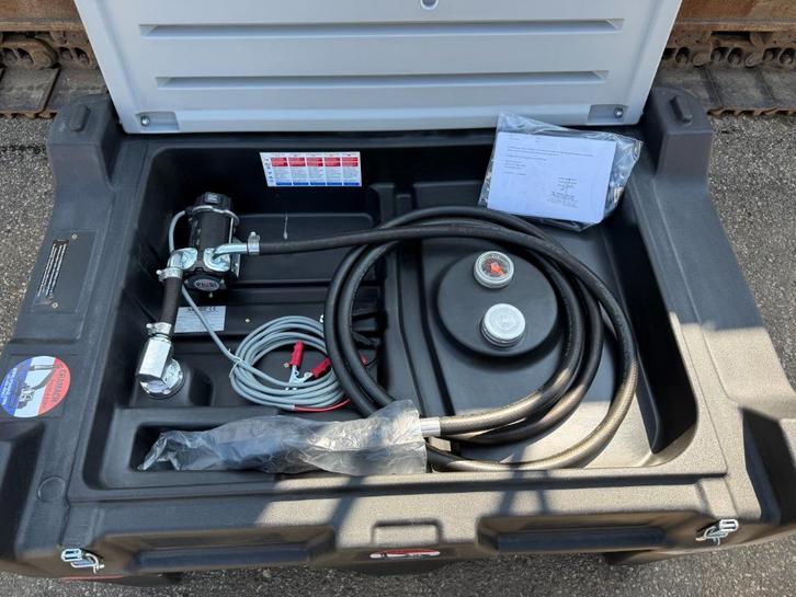 DIESELTANK MET 12Volt POMP, Nieuw,, Doe-het-zelf en Verbouw, Overige Doe-het-zelf en Verbouw, Nieuw, Ophalen