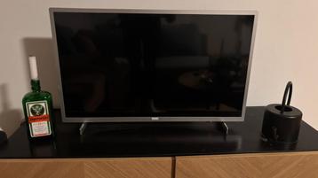 Philips 32" Full HD Smart TV beschikbaar voor biedingen