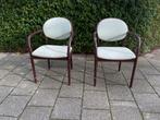 2 heerlijk zittende vintage stoelen van Thonet, Huis en Inrichting, Stoelen, Ophalen, Gebruikt, Twee, Bruin