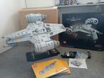 Lego star wars ucs razor crest 75331 met wickedbrick stand, Ophalen of Verzenden, Zo goed als nieuw