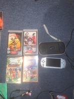PSP 2000 Zilver + Games, Spelcomputers en Games, Ophalen of Verzenden, Gebruikt, Met 1 controller, Met games