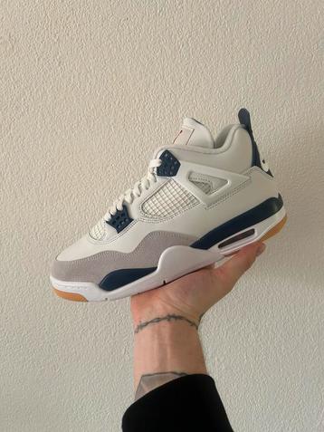 Jordan 4 x Nike SB “Navy” 43 beschikbaar voor biedingen