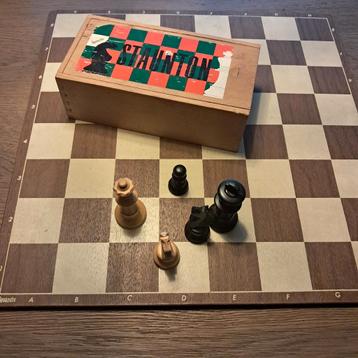 Revanche stauton schaakset schaken revanche bord zie foto beschikbaar voor biedingen