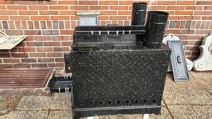 Nieuwe Rookoven van Emaille met 12 pennen 75 Euro, Tuin en Terras, Barbecue-accessoires, Nieuw, Ophalen