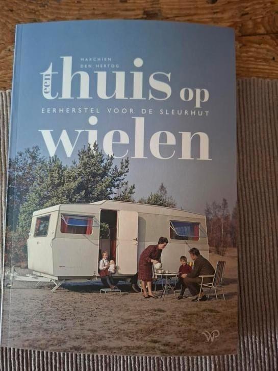 Marchien den Hertog - Een thuis op wielen, Boeken, Overige Boeken, Zo goed als nieuw, Verzenden