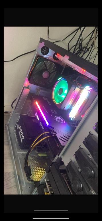 Voor onderdelen: Gaming PC Ryzen 5 3600 RTX 3060 Ti 16GB RAM beschikbaar voor biedingen