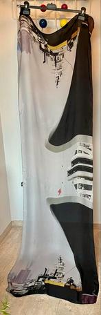 Marc Cain Zijden Sjaal - Prachtige Afbeelding, Kleding | Dames, Ophalen of Verzenden, Zo goed als nieuw