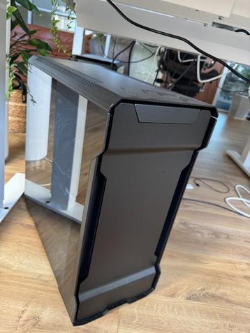 Gaming PC – Ryzen 9 5900X / RTX 4070 Ti / 32GB RAM / 2TB SSD beschikbaar voor biedingen