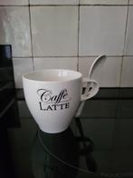 Rivièra Maison Caffè Latte mok met lepeltje 2 stuks, Huis en Inrichting, Keuken | Servies, Nieuw, Ophalen of Verzenden, Aardewerk