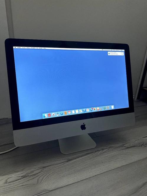 Apple iMac 21.5 inch, Late 2009, Computers en Software, Apple Desktops, Zo goed als nieuw, iMac, SSD, 3 tot 4 Ghz, 4 GB, Ophalen of Verzenden