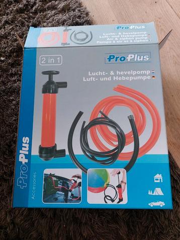 Lucht- en hevelpomp 2 in 1 beschikbaar voor biedingen