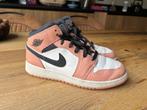 Nike Air Jordan 1 mid pink quartz, Nike Air Jordan, Ophalen of Verzenden, Roze, Sneakers of Gympen