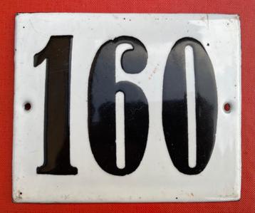 oud bol en zwart-wit emaille huisnummer ; 160. beschikbaar voor biedingen